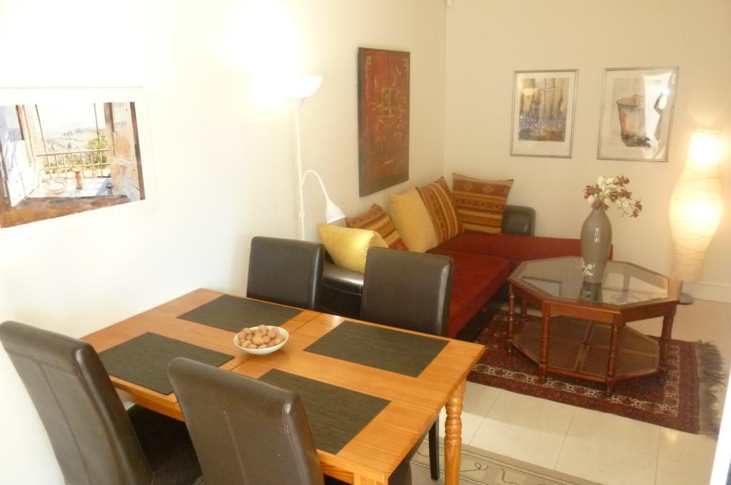 Stunning 2 Bed, 2 Bath Apt On The Cannes Sea Front Has Swimming Pool And Is A Secure Modern Building 464 Экстерьер фото