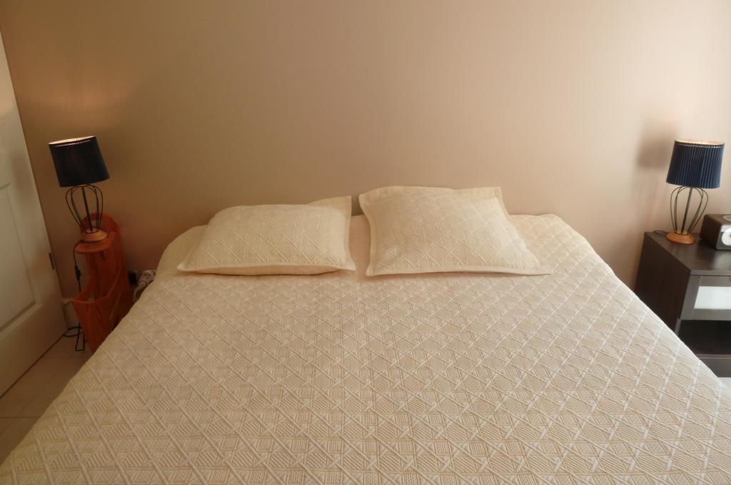 Stunning 2 Bed, 2 Bath Apt On The Cannes Sea Front Has Swimming Pool And Is A Secure Modern Building 464 Экстерьер фото