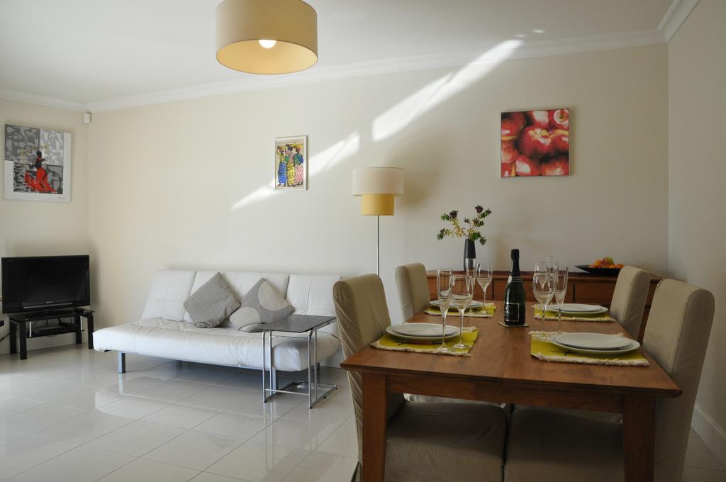 Stunning 2 Bed, 2 Bath Apt On The Cannes Sea Front Has Swimming Pool And Is A Secure Modern Building 464 Экстерьер фото