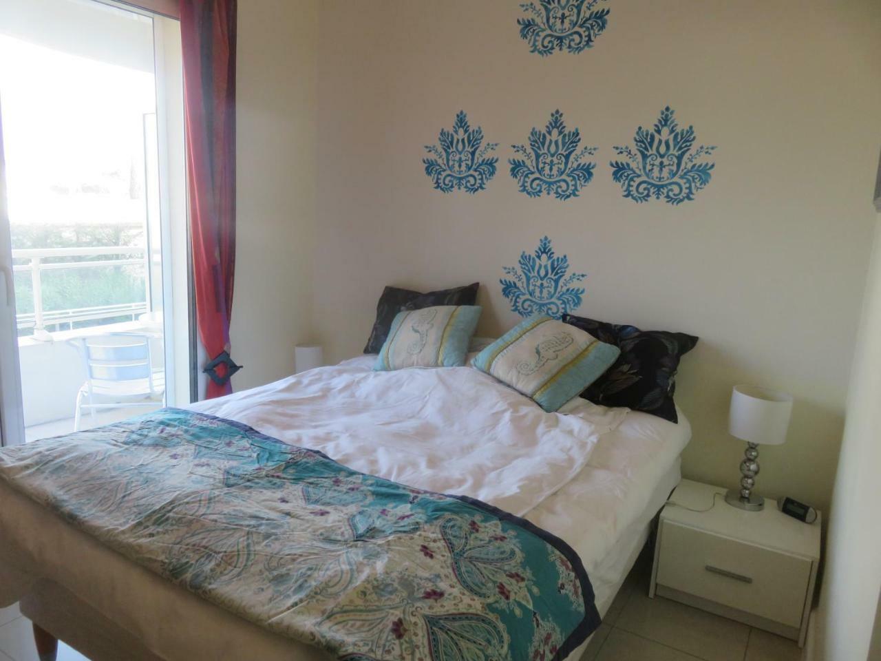 Stunning 2 Bed, 2 Bath Apt On The Cannes Sea Front Has Swimming Pool And Is A Secure Modern Building 464 Экстерьер фото