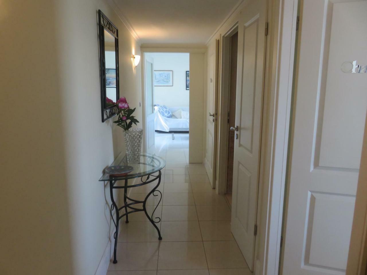 Stunning 2 Bed, 2 Bath Apt On The Cannes Sea Front Has Swimming Pool And Is A Secure Modern Building 464 Экстерьер фото